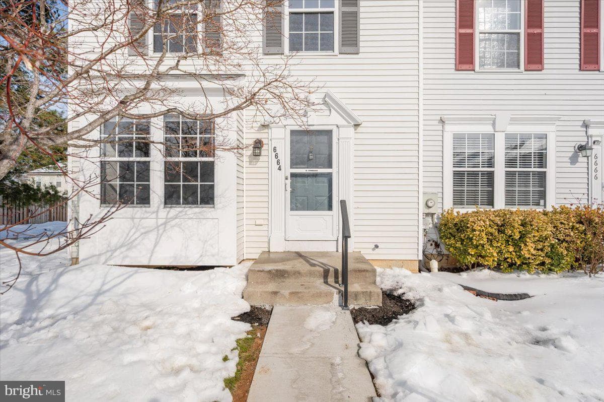 6664 Canada Goose Court photo 27