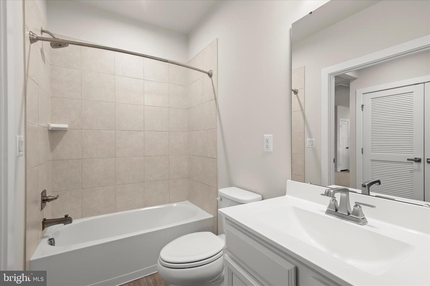 3422 Angelica Way #103 photo 31