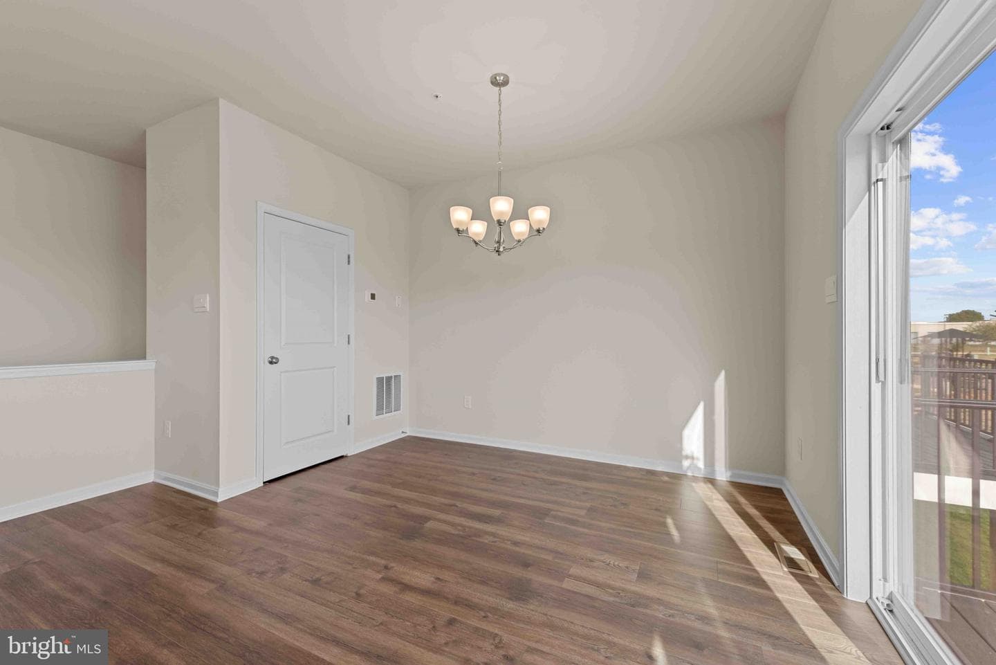 417 Ensemble Way photo 12