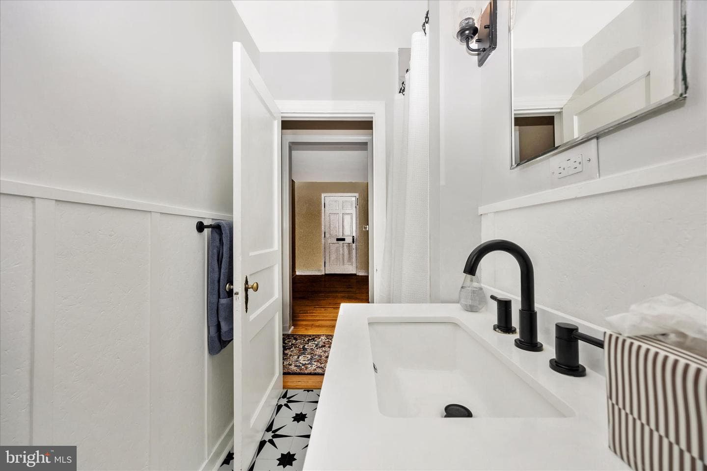633 Lee Place photo 14