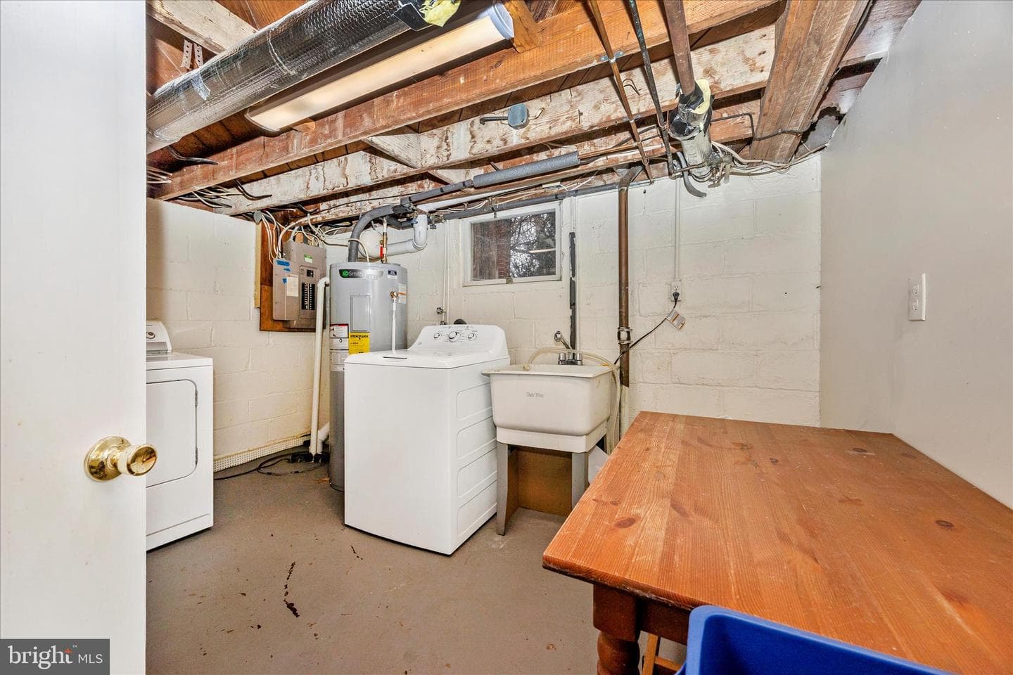 633 Lee Place photo 34