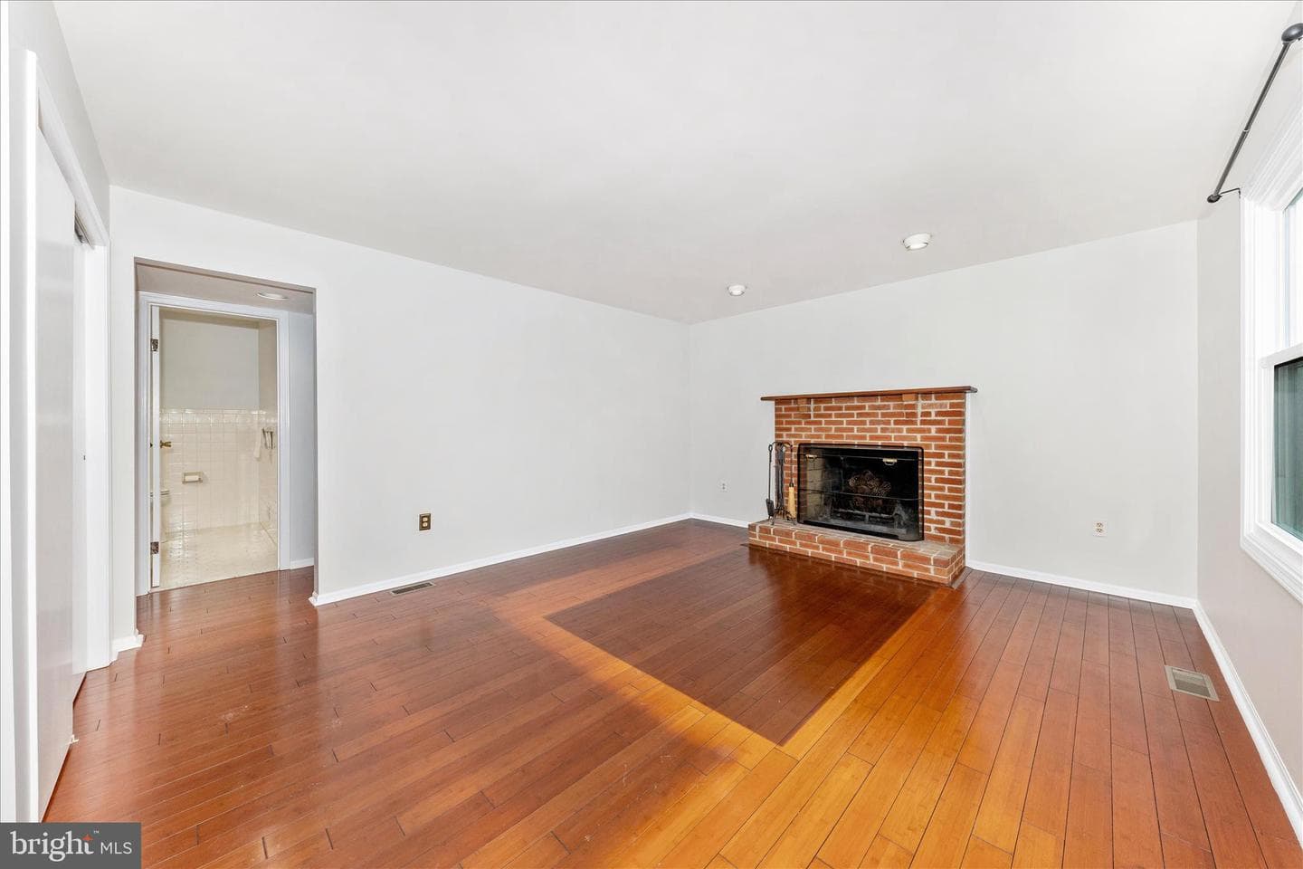 3487 Augusta Drive photo 14