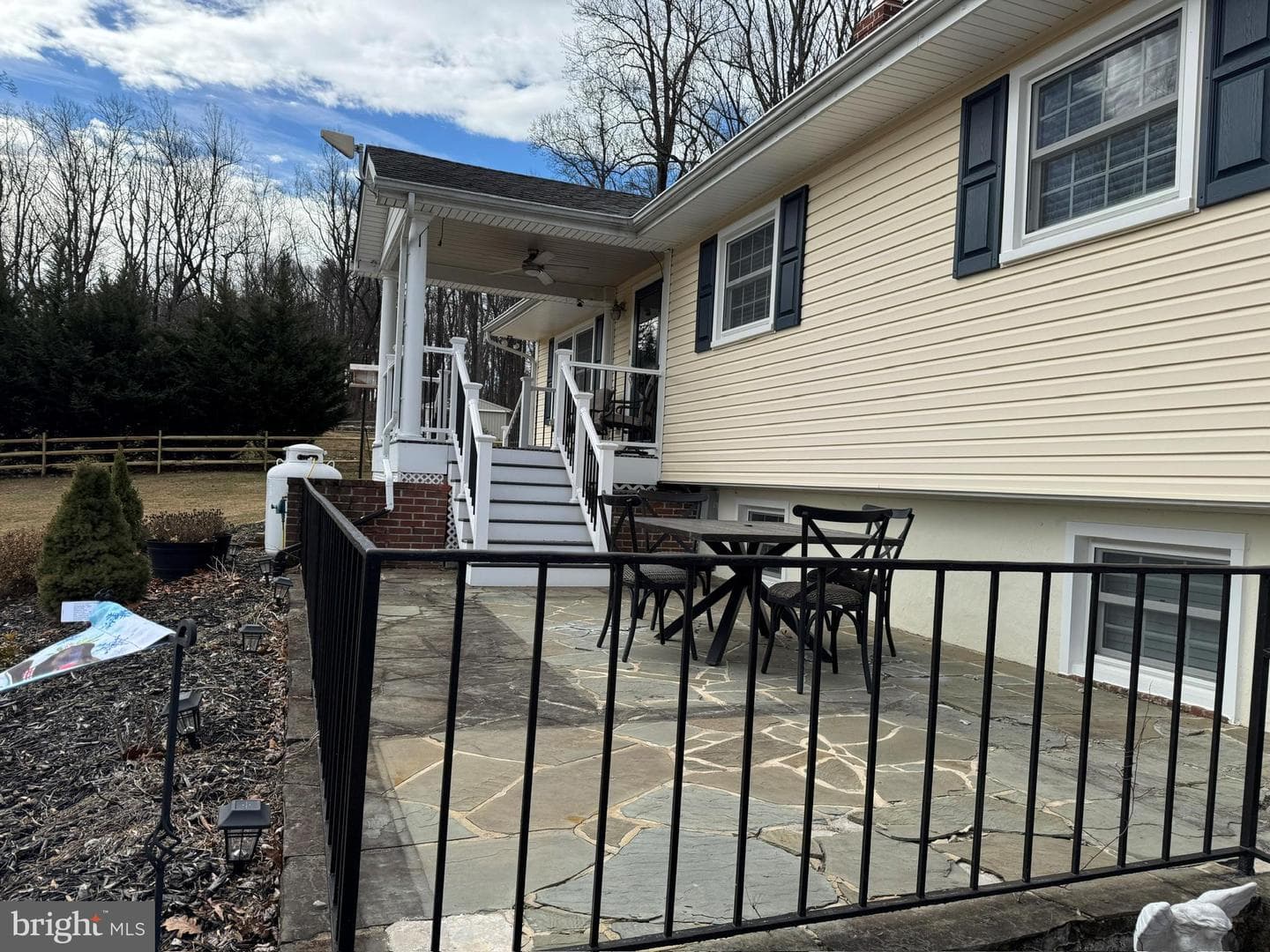 1676 Monument Road photo 55
