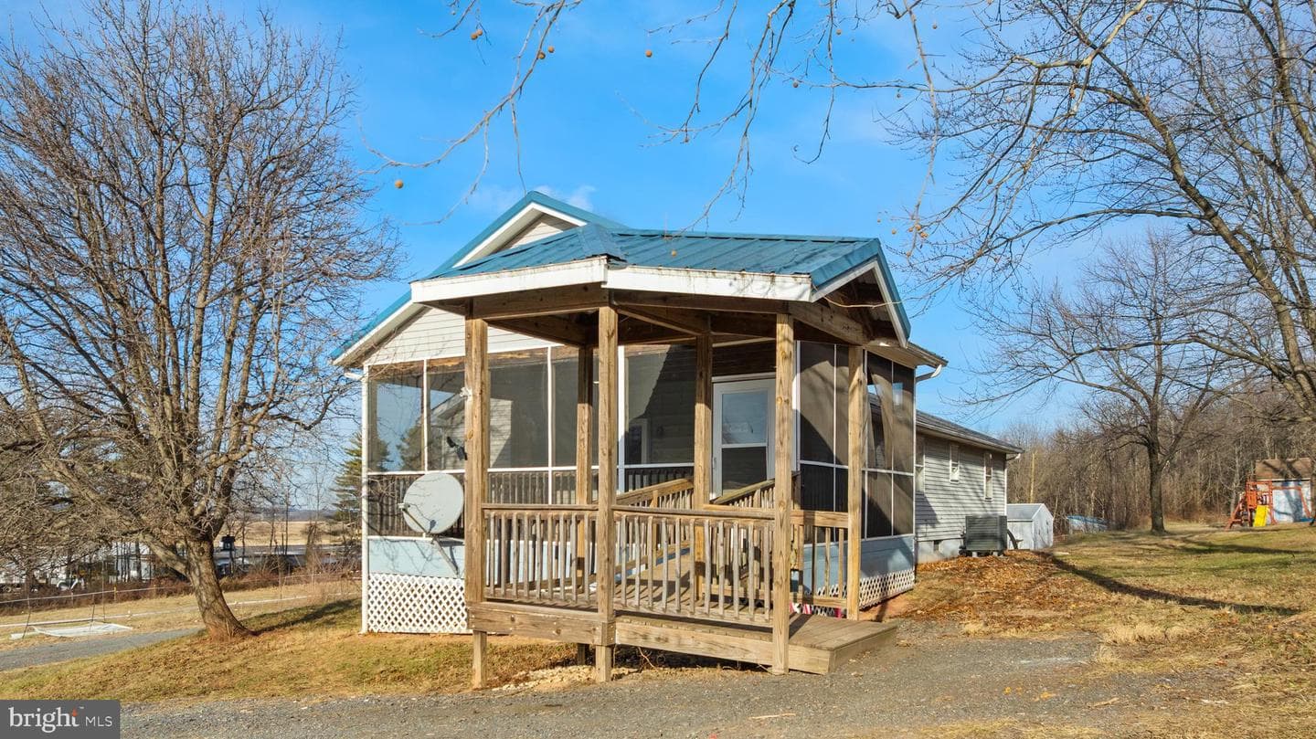 12420 Smith Lane photo 32