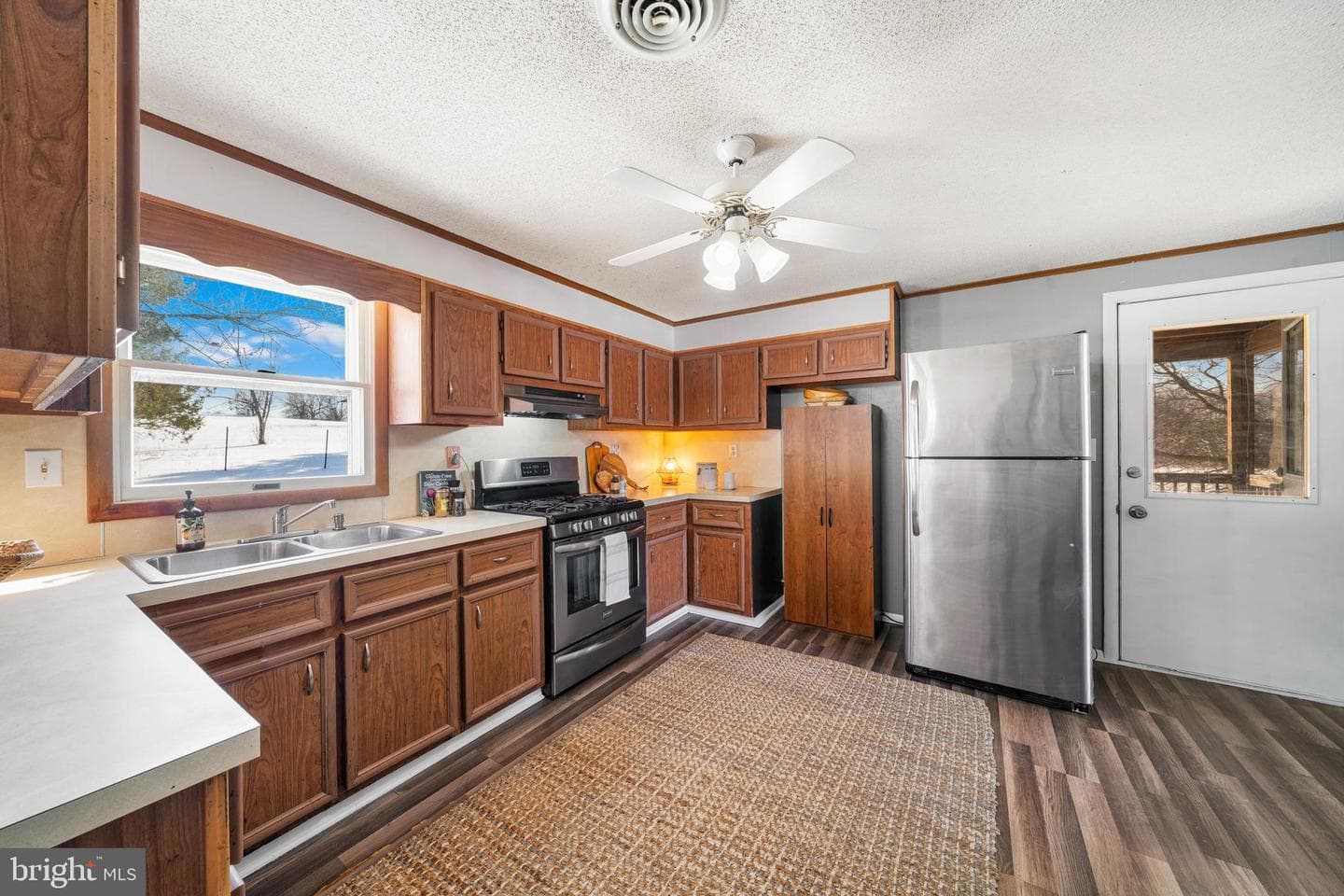 12420 Smith Lane photo 44