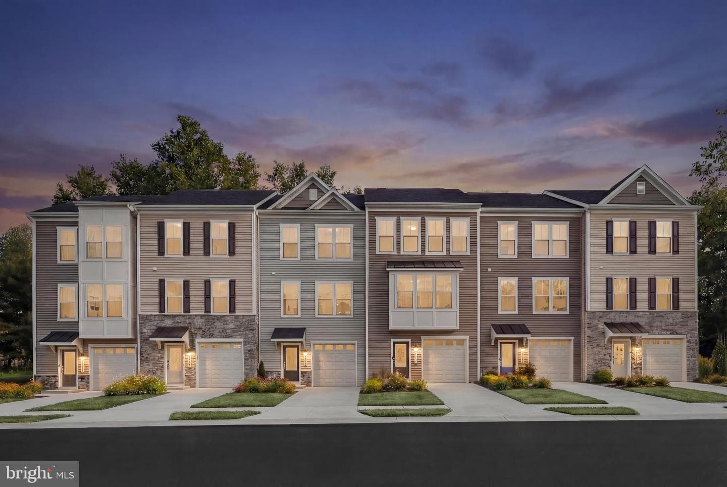5392 Siri Court