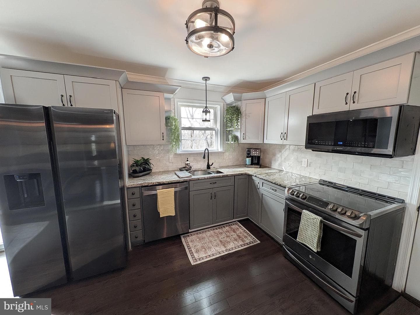 602 Cedarbrook Court photo 4