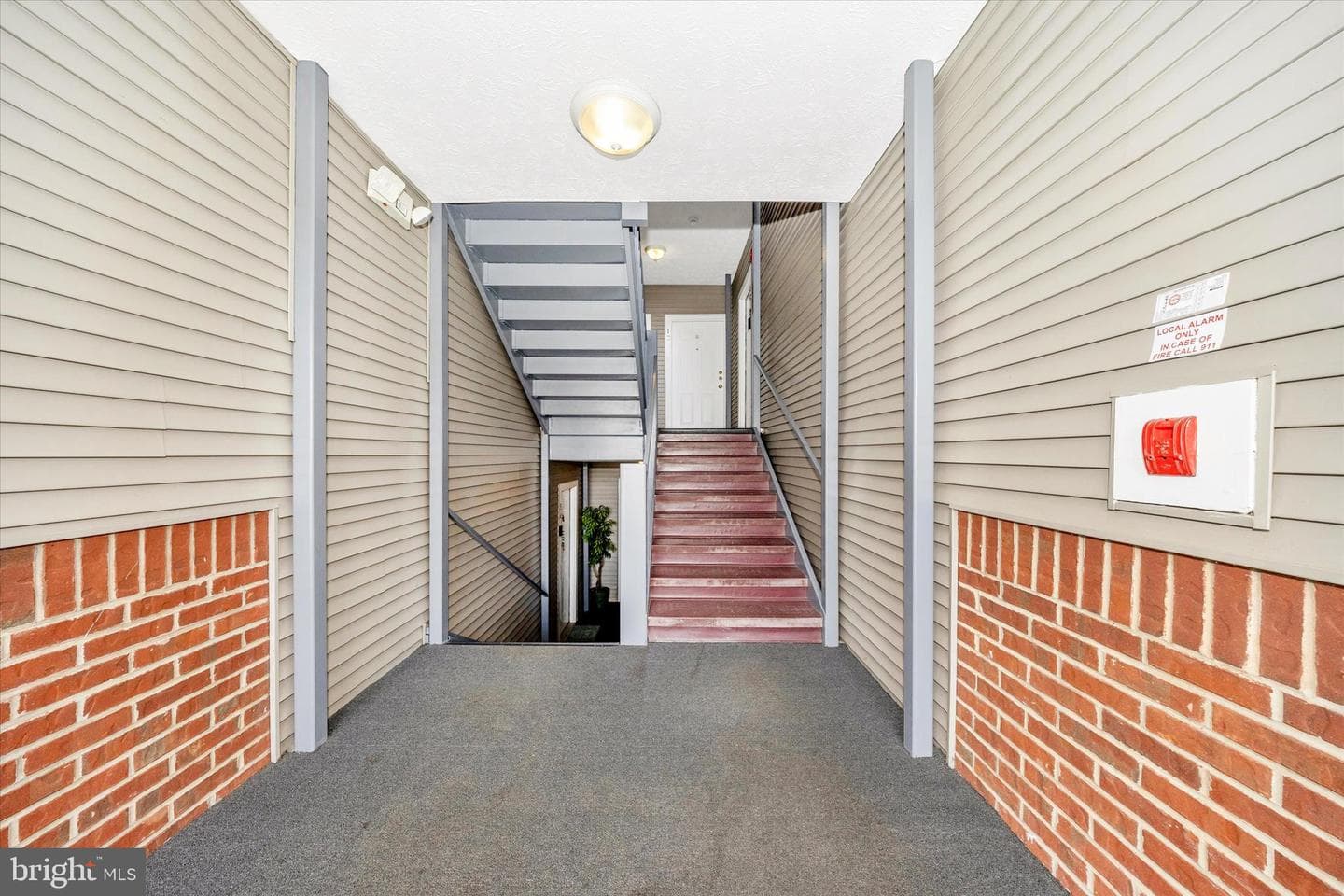 2137 Wainwright Court #1b photo 46