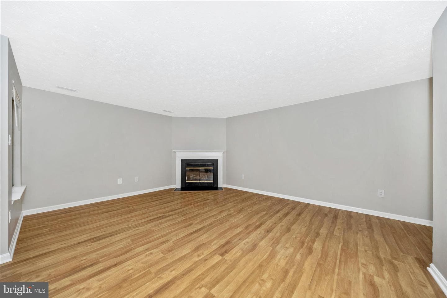 2137 Wainwright Court #1b photo 7