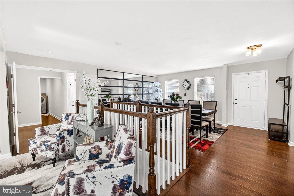 6303 Edgeware Court photo 15