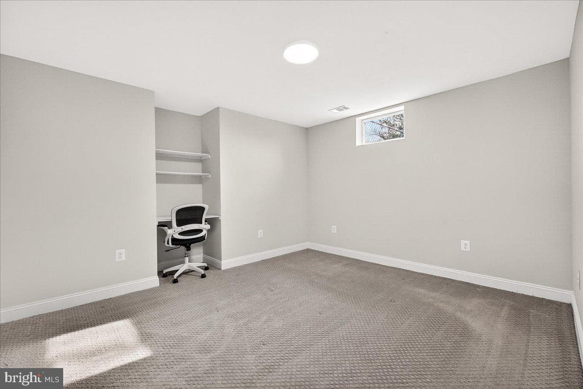 6303 Edgeware Court photo 37