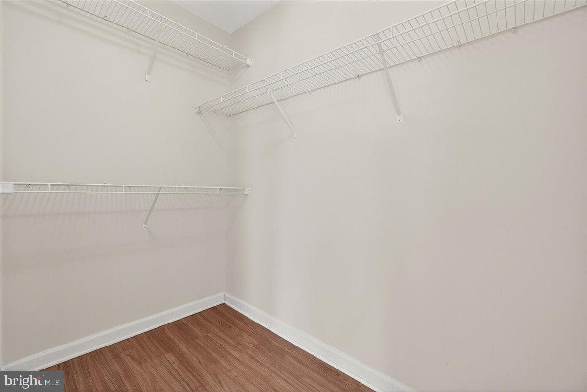 126 Fiona Way photo 21