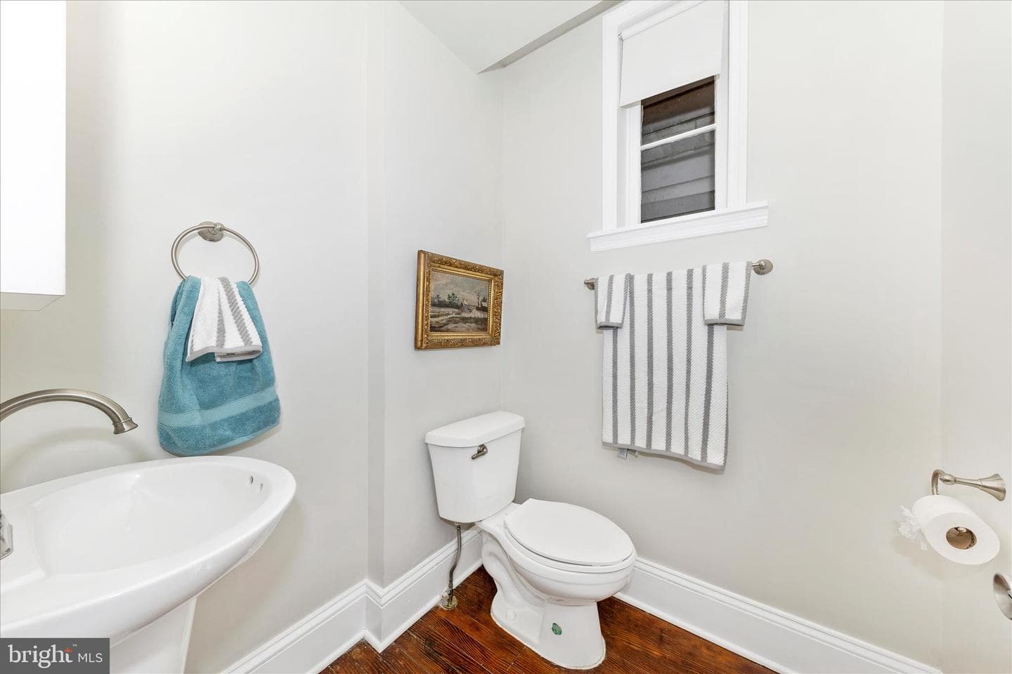 203 E 3rd Street photo 17