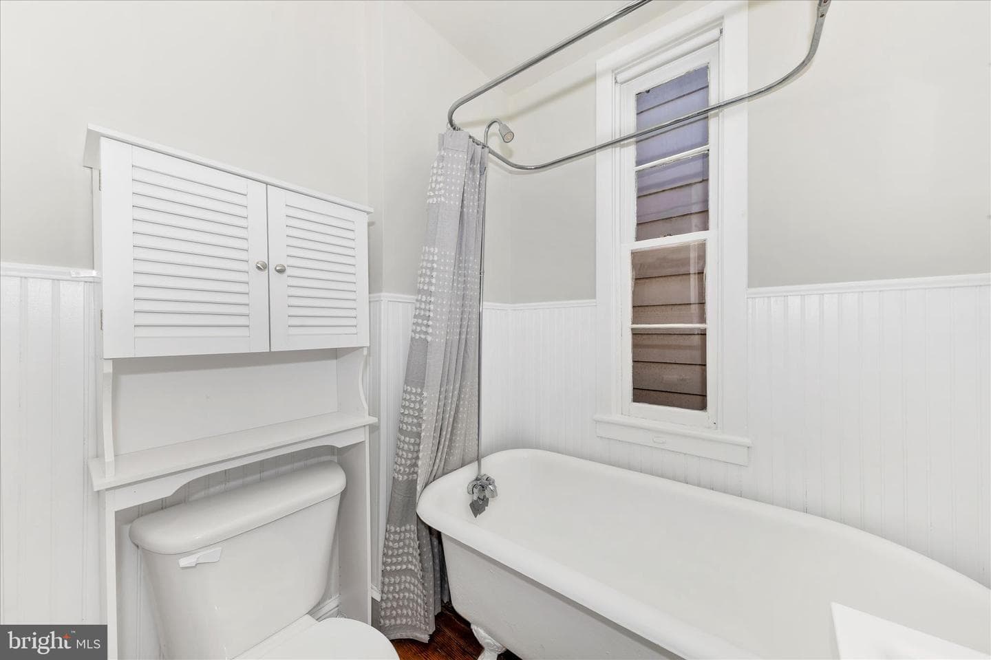 203 E 3rd Street photo 25
