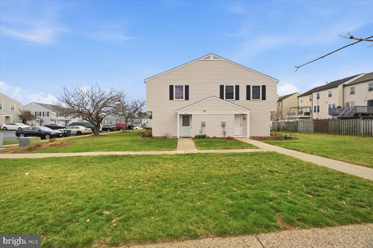 1228 Danielle Drive #1228e photo 2