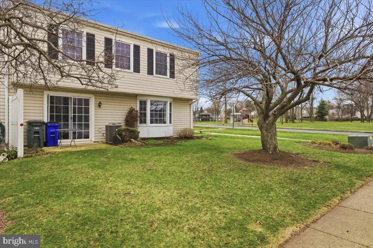 1228 Danielle Drive #1228e photo 5