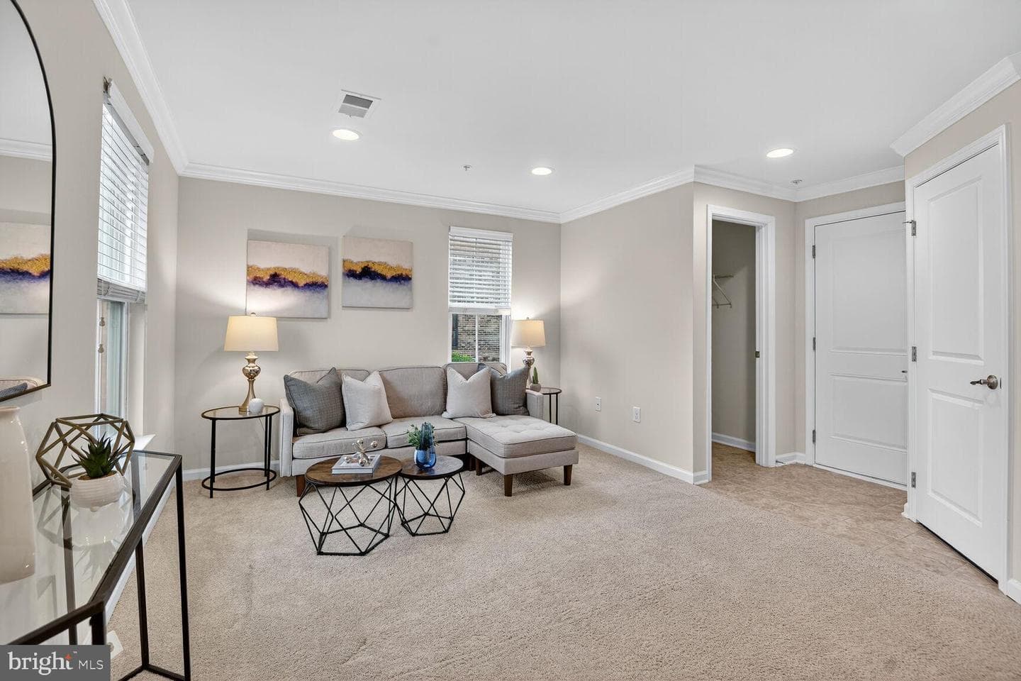 3639 Urbana Pike photo 5