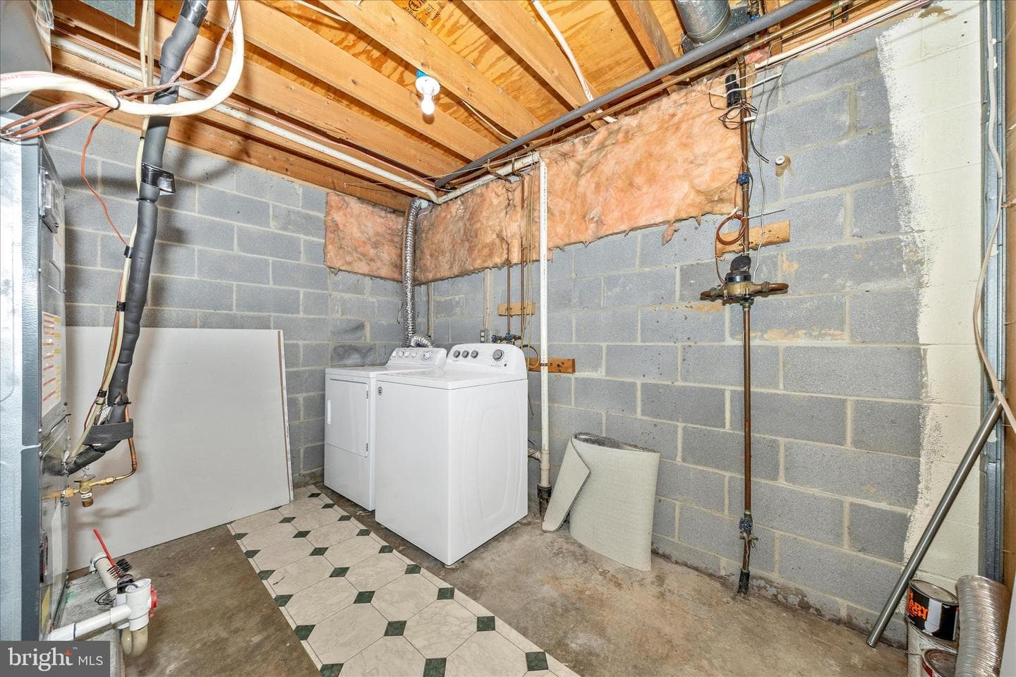 1703 Heather Lane photo 38