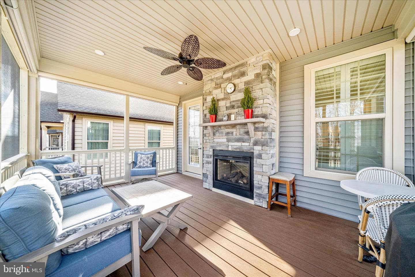 2821 Camomile Dr E photo 21