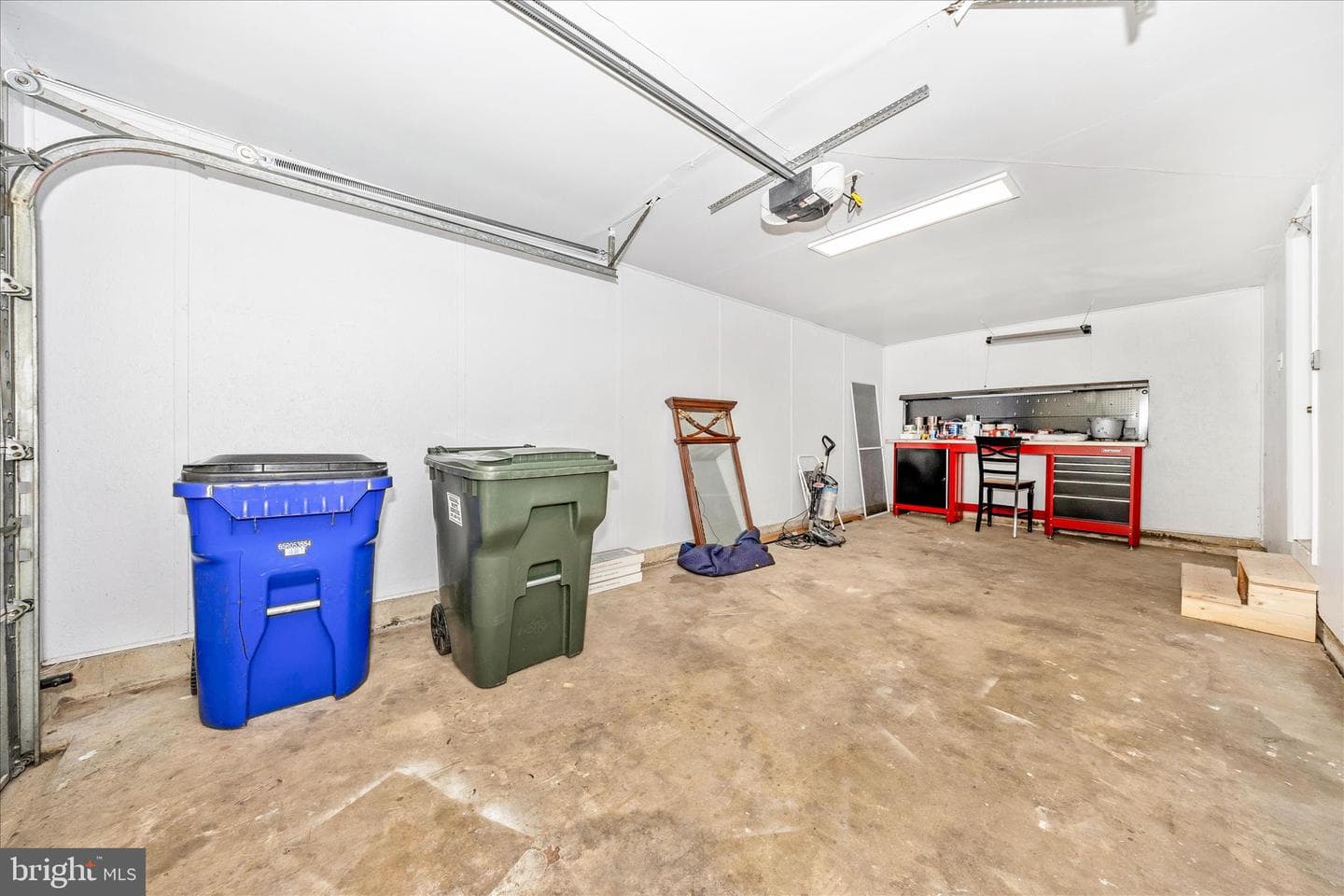 9429 Highlander Court photo 39