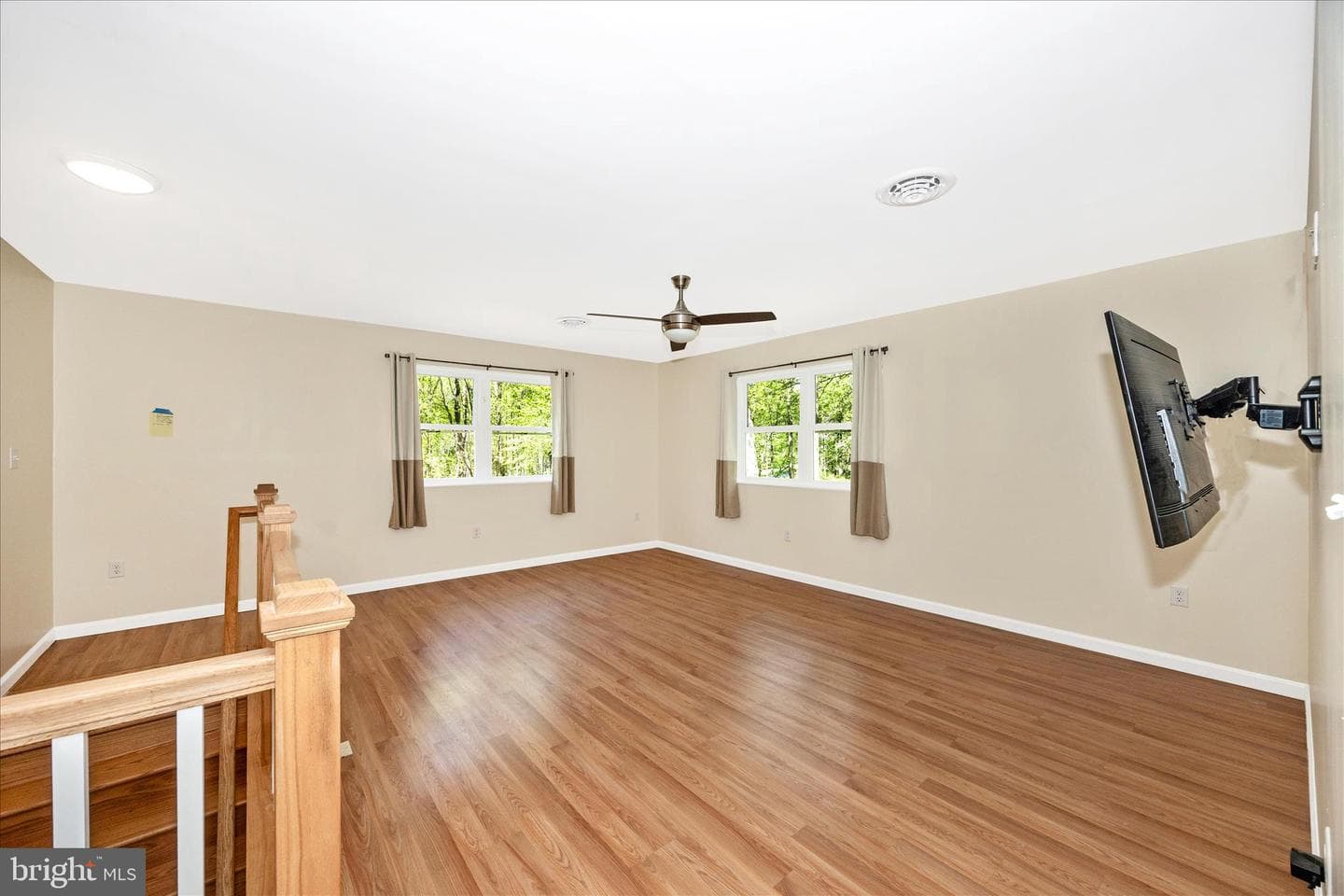 6518 Woodville Road photo 24