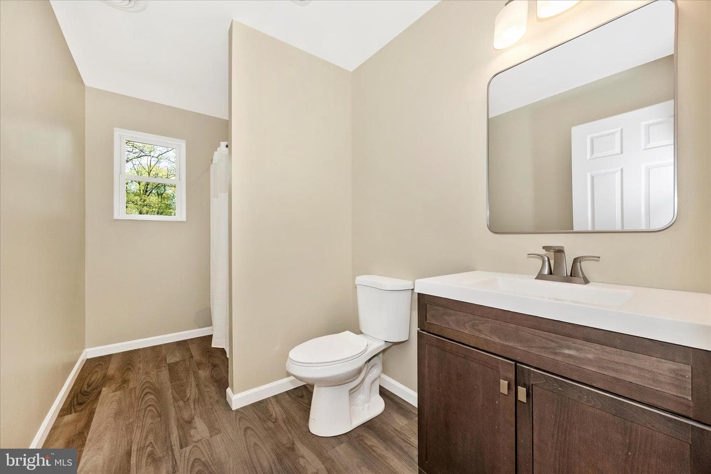 6518 Woodville Road photo 32