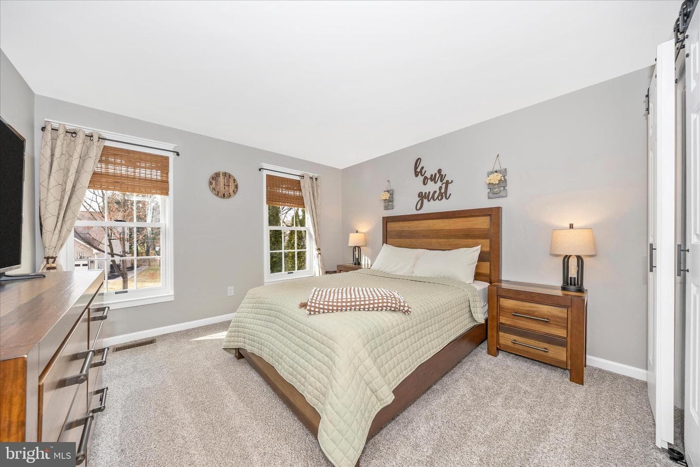 2033 Burnside Drive photo 28