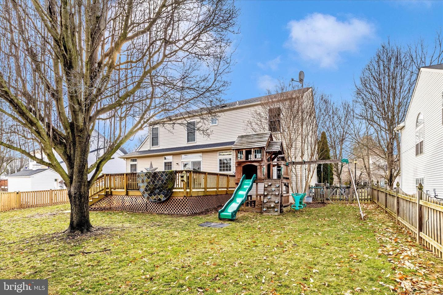 2033 Burnside Drive photo 50
