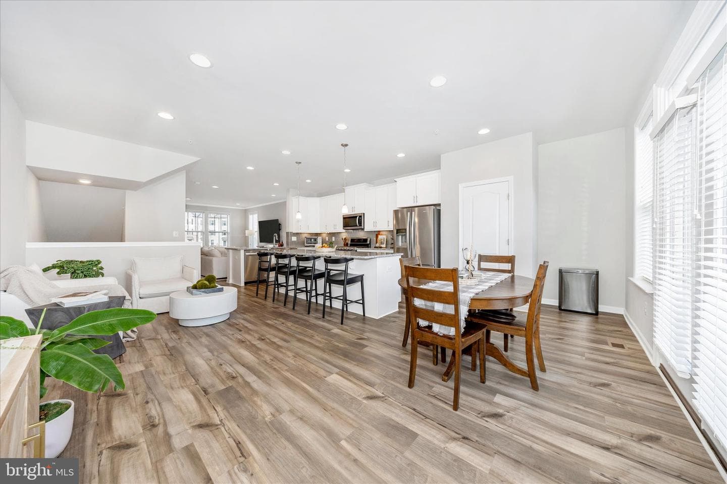 1807 Evans Road photo 14