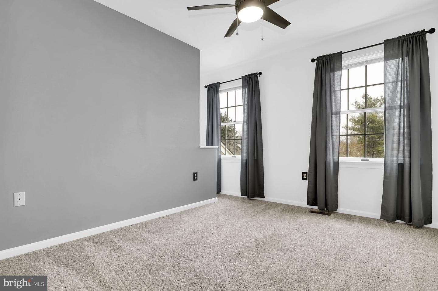 204 Oakmanor Way photo 24