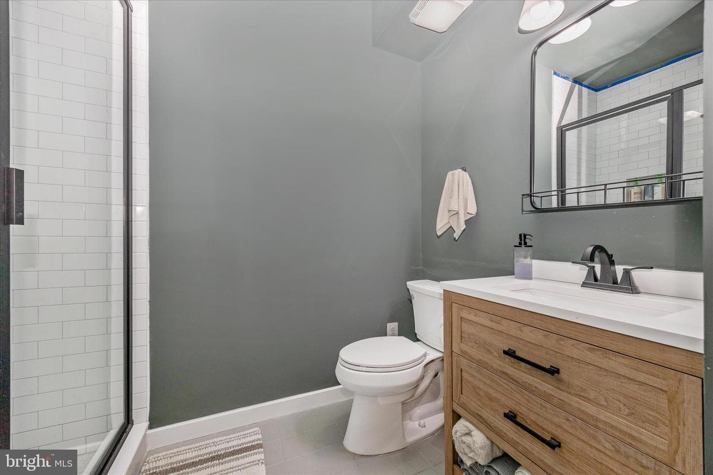 9018 Shady Pines Drive photo 9
