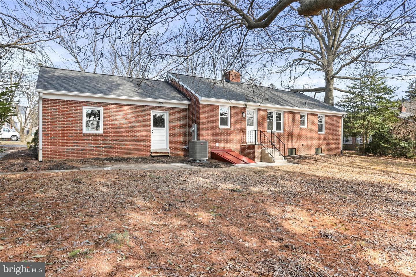 10 Linden Boulevard photo 28