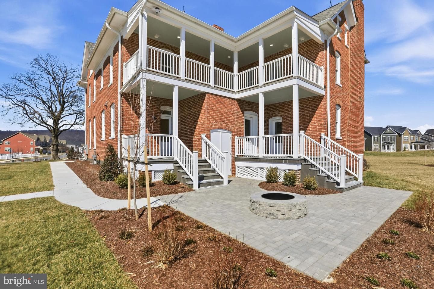 1300 Potomac View Parkway photo 3
