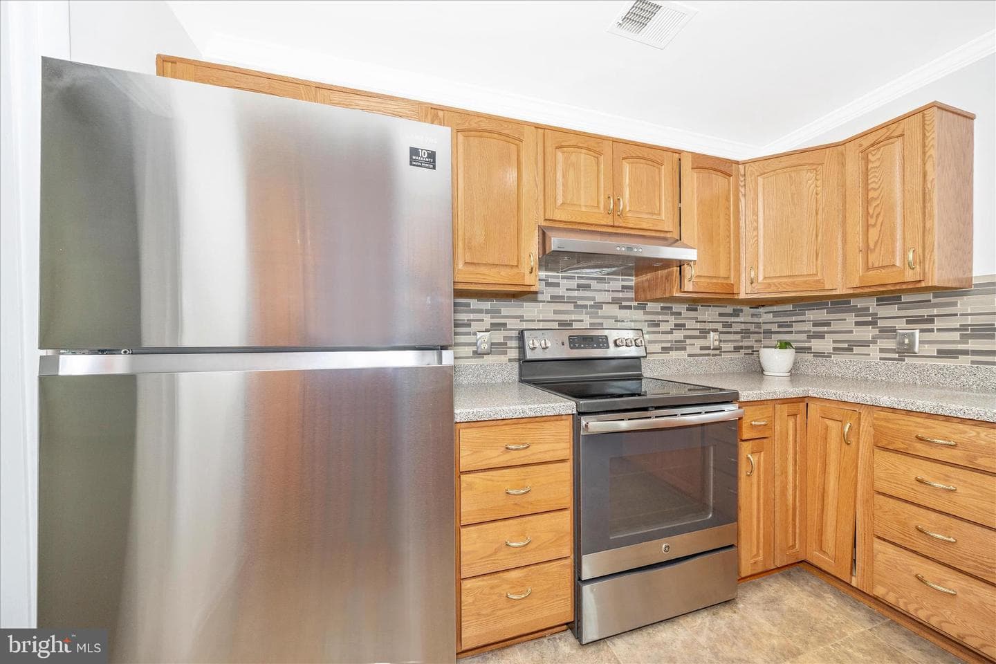 6802 Ruhland Drive photo 12