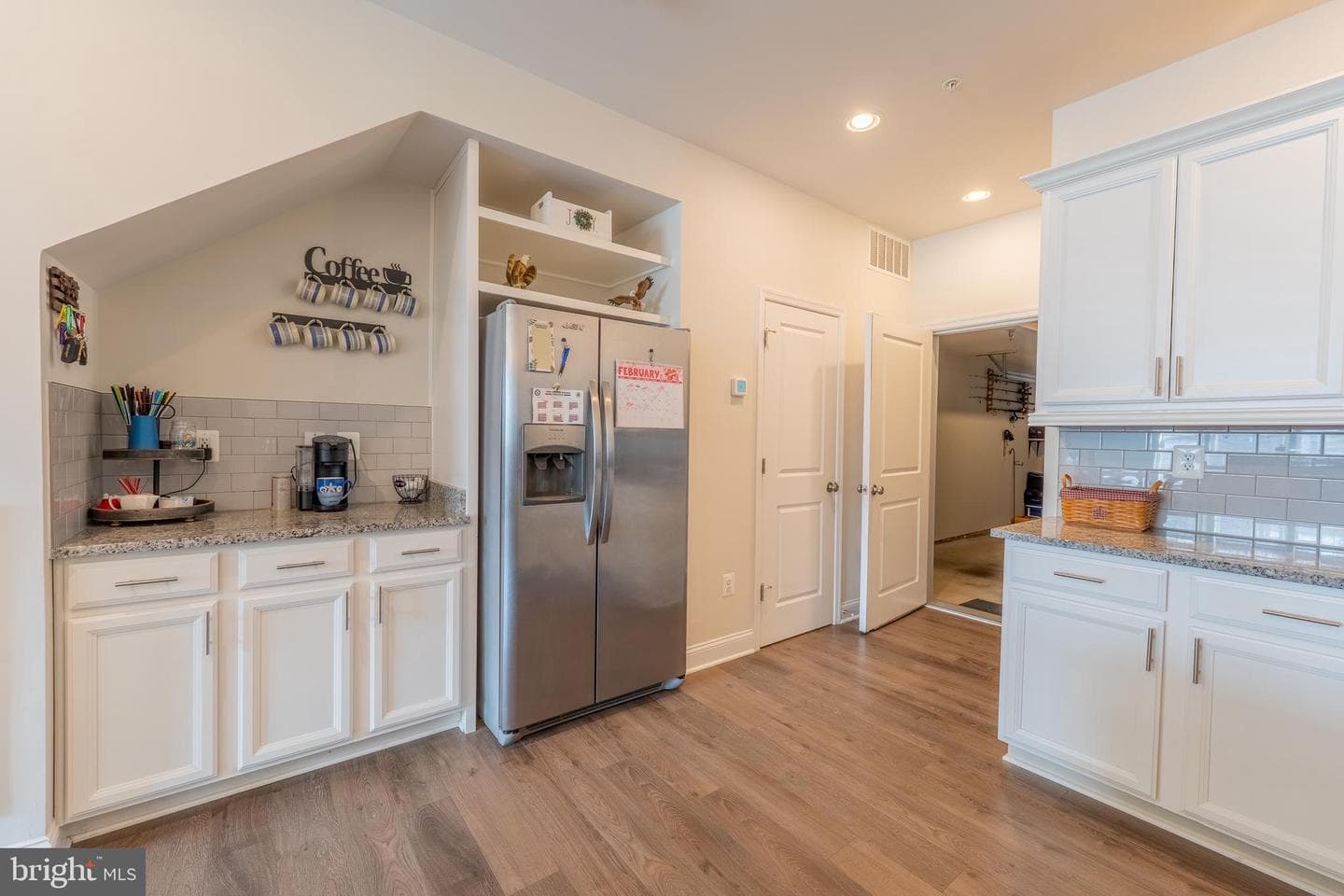 7070 Executive Way photo 11