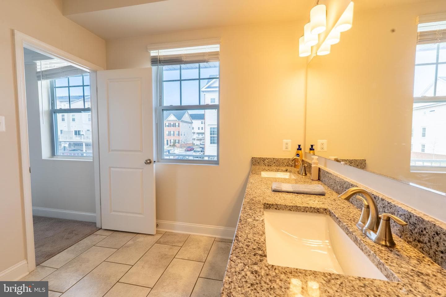 7070 Executive Way photo 19