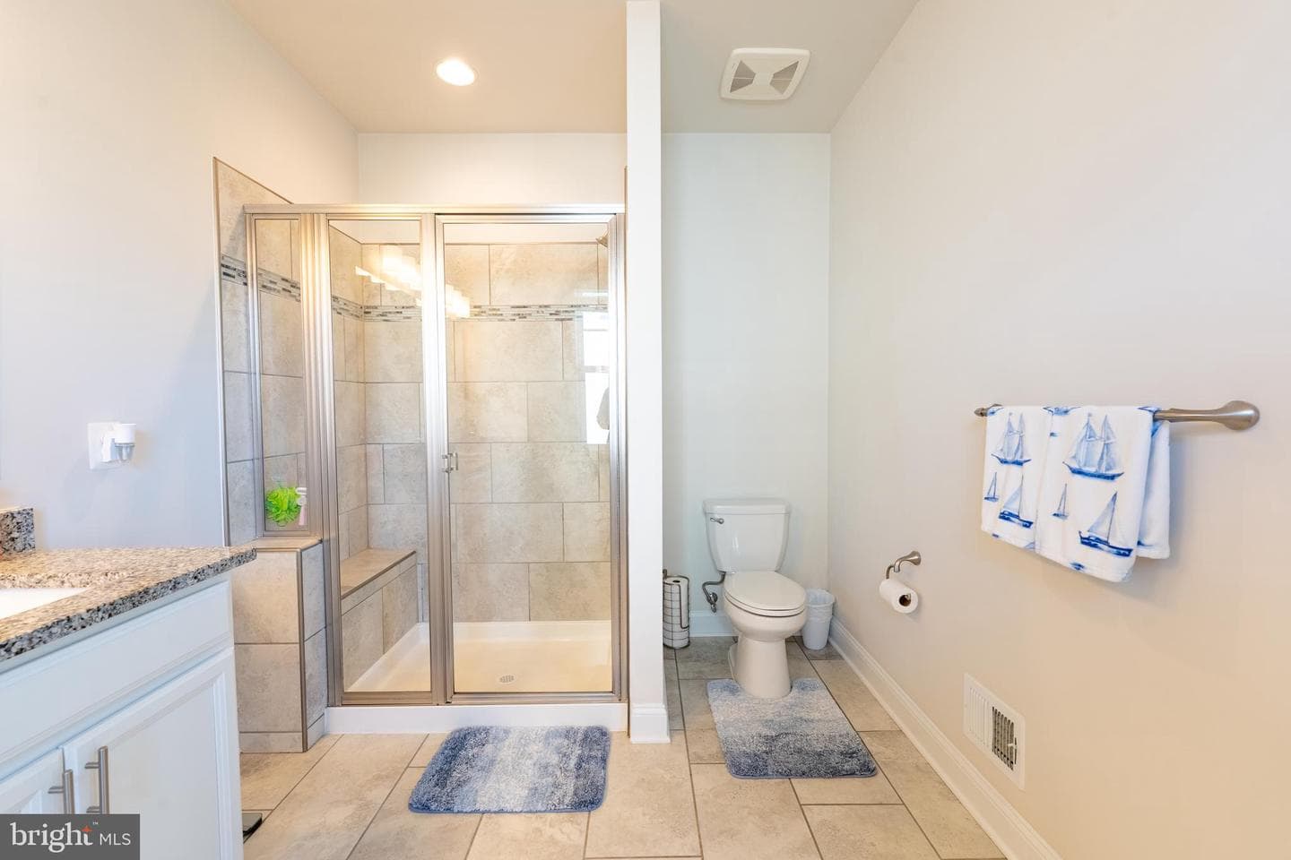 7070 Executive Way photo 22