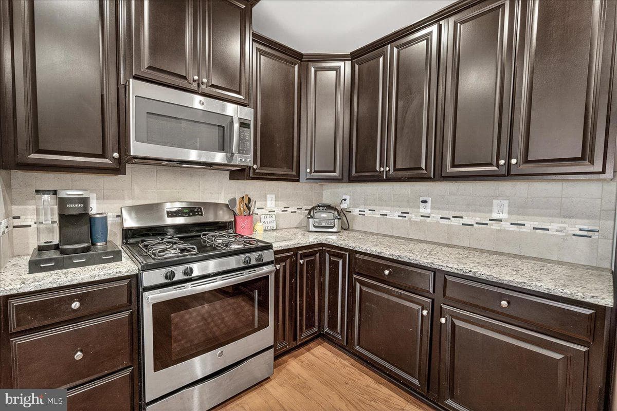 6490 Calverton Drive #201 photo 15