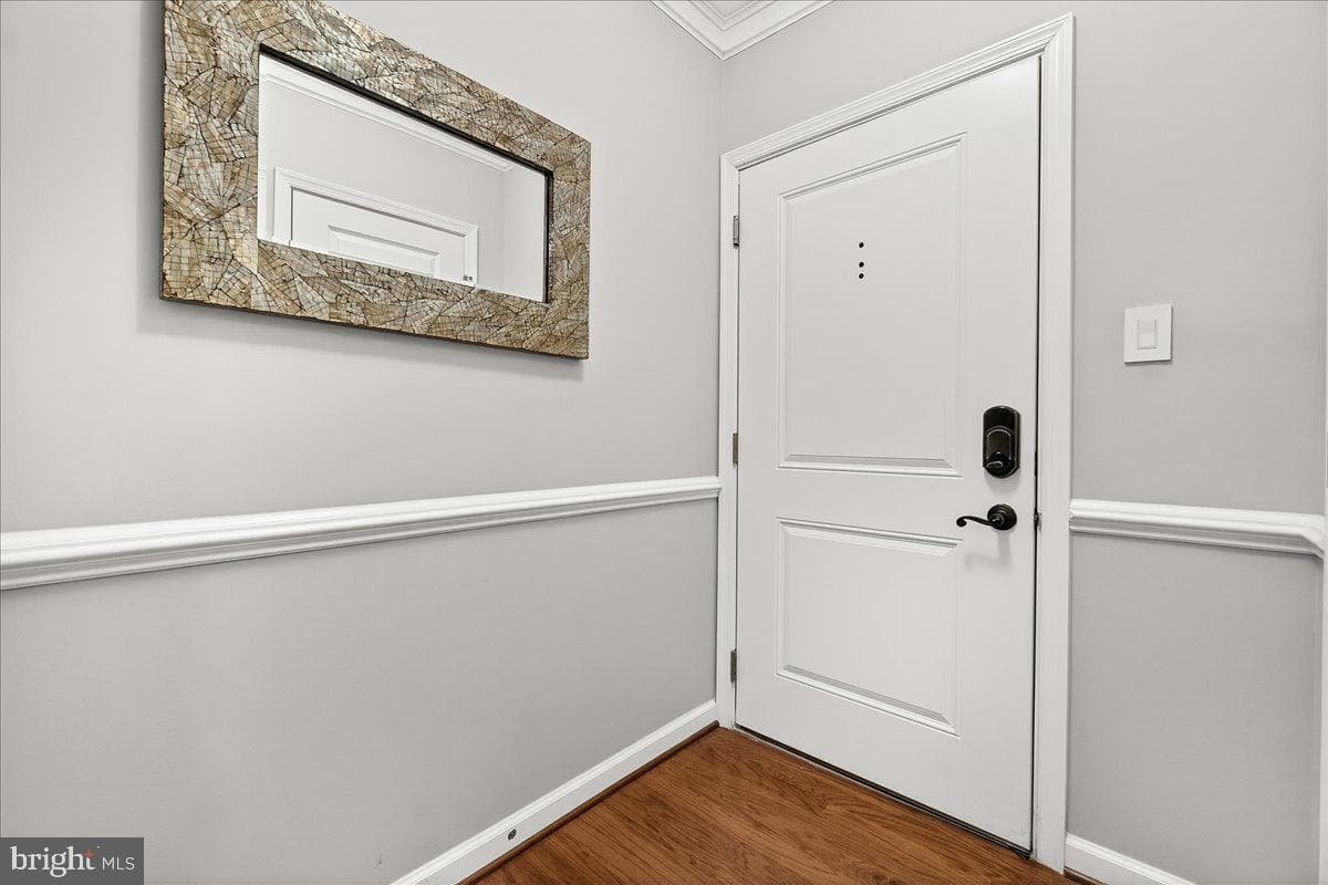 6490 Calverton Drive #201 photo 28