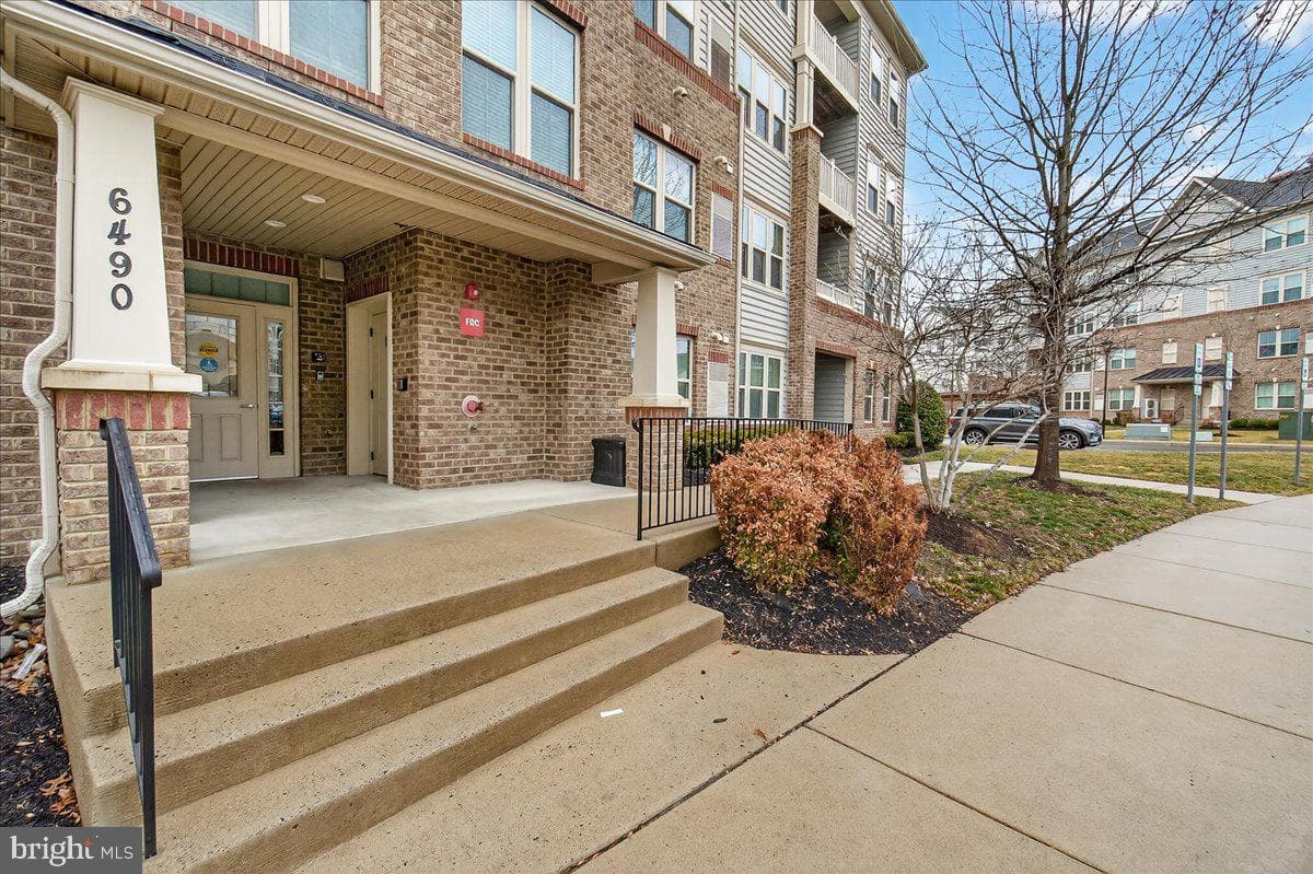6490 Calverton Drive #201 photo 3