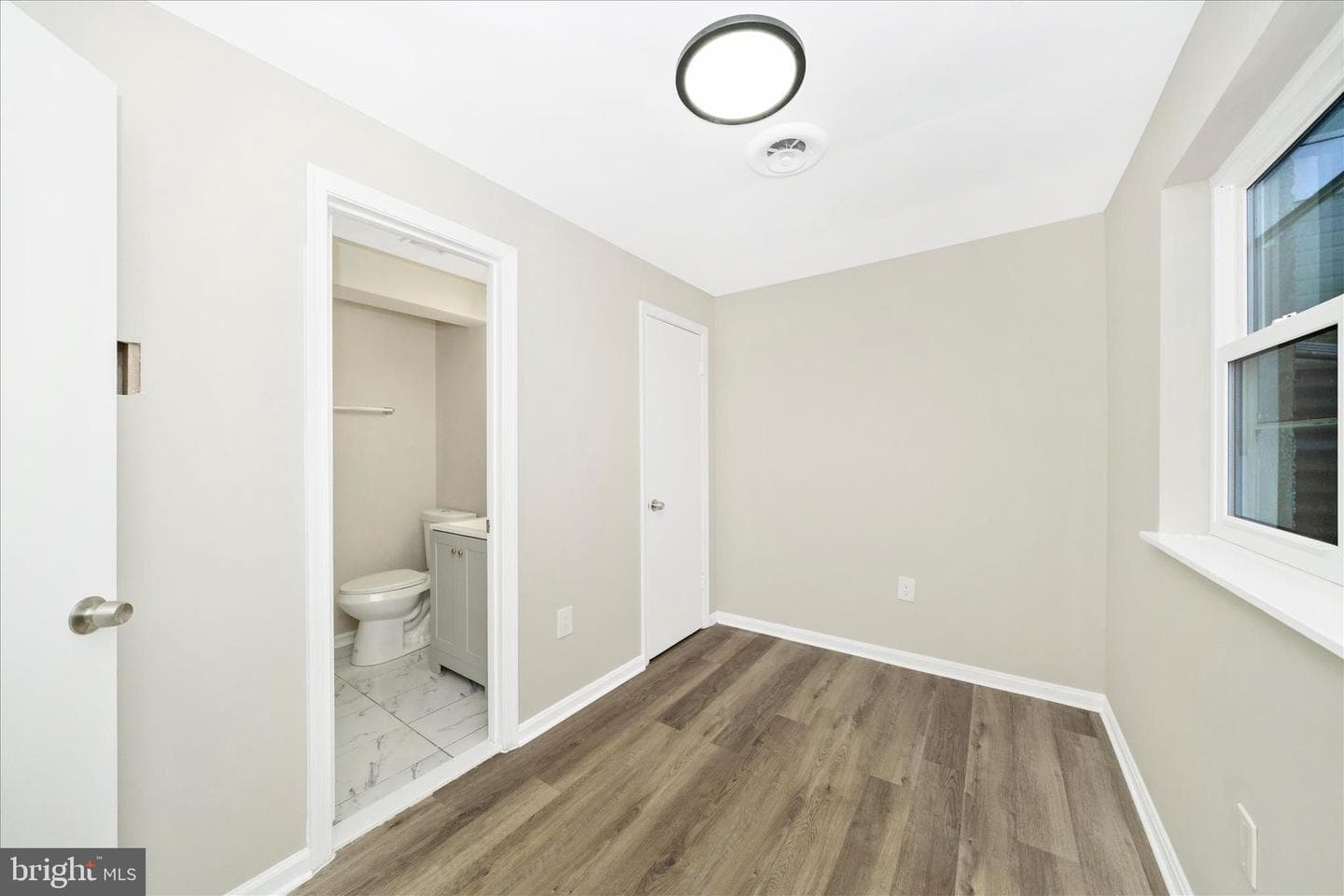 1848 Murdock Court photo 35