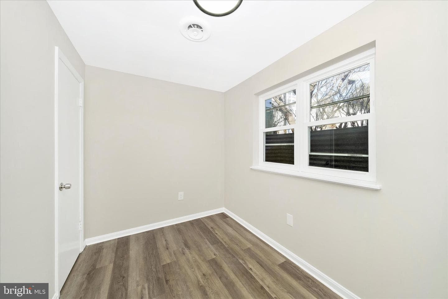 1848 Murdock Court photo 36