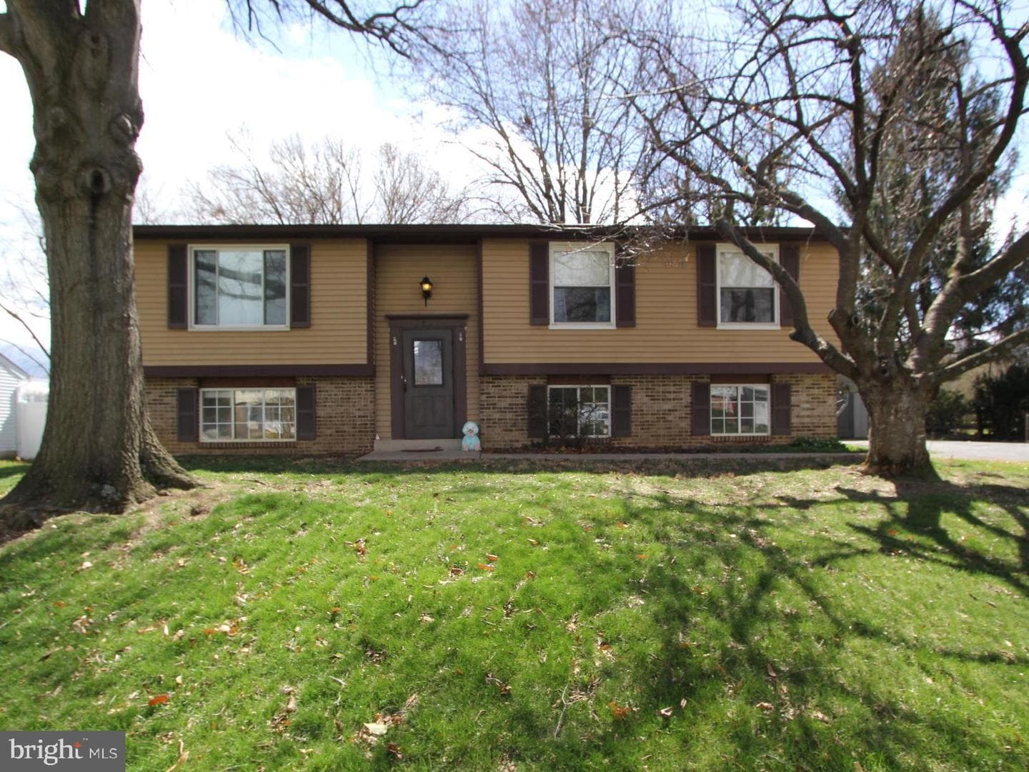 9411 Daysville Avenue photo 1