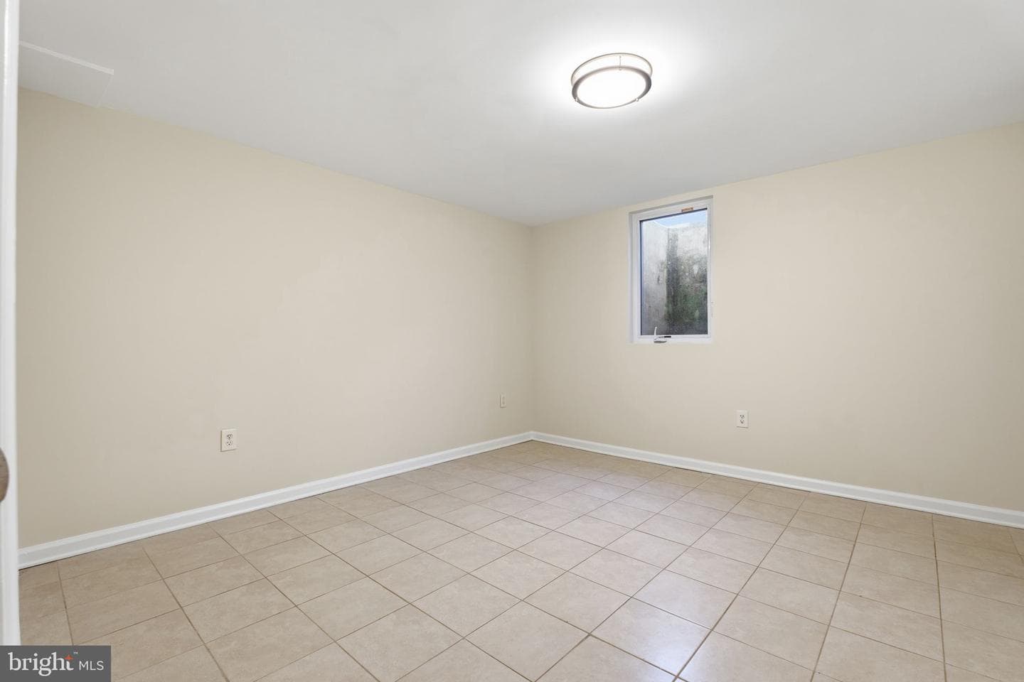 1307 Taney Avenue photo 26