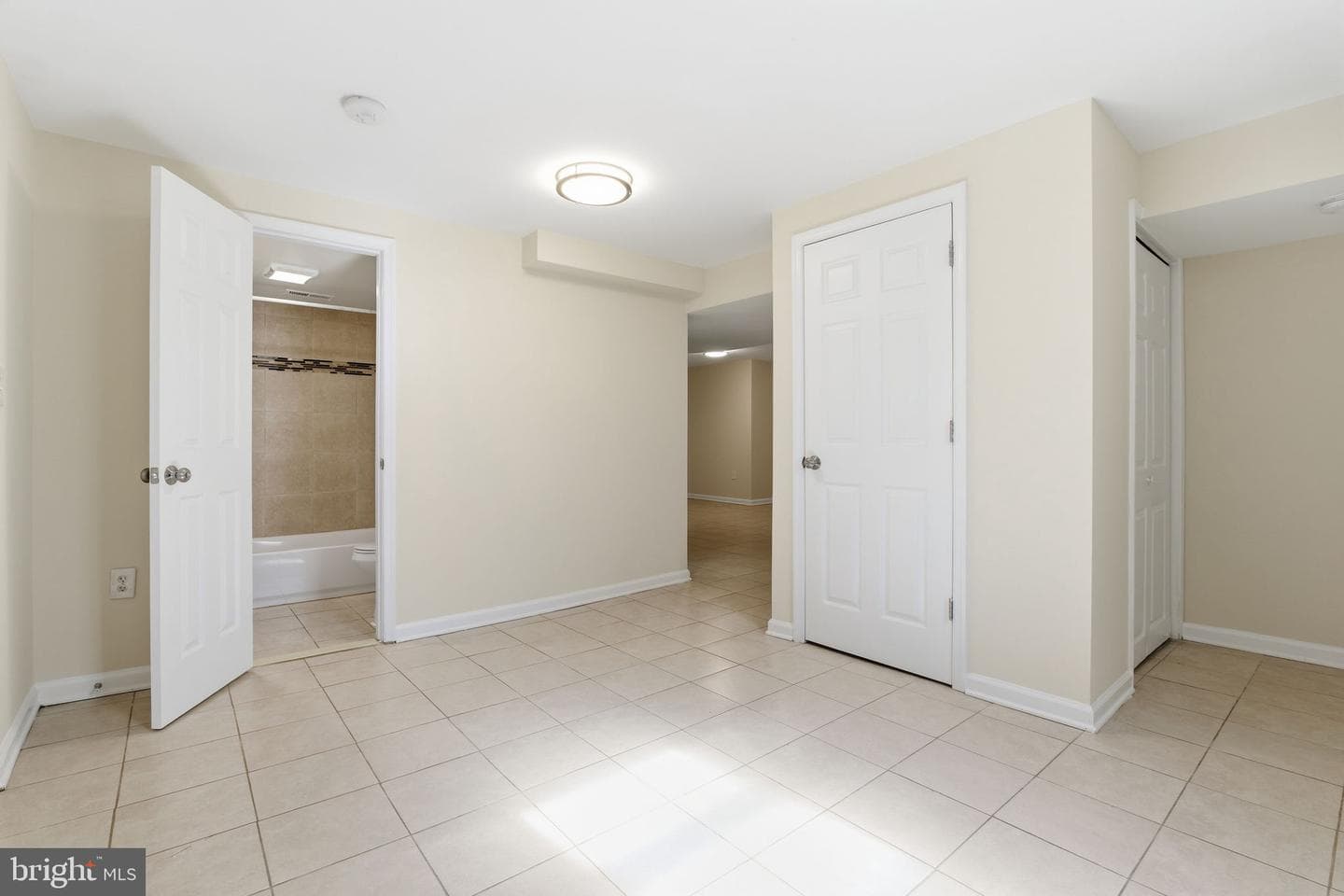 1307 Taney Avenue photo 30