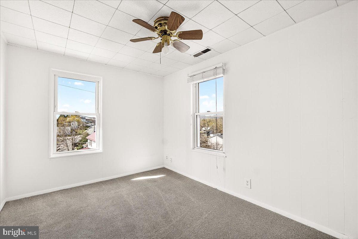 801 N Maple Avenue photo 20