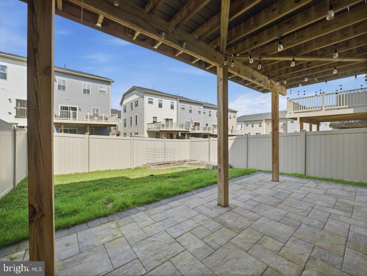 5920 Pecking Stone Street photo 31