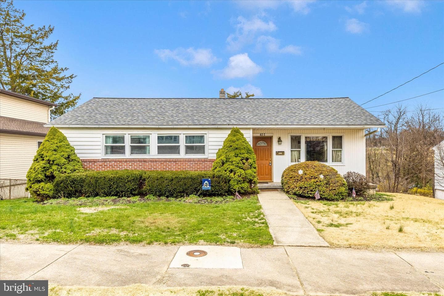 411 9th Avenue photo 1