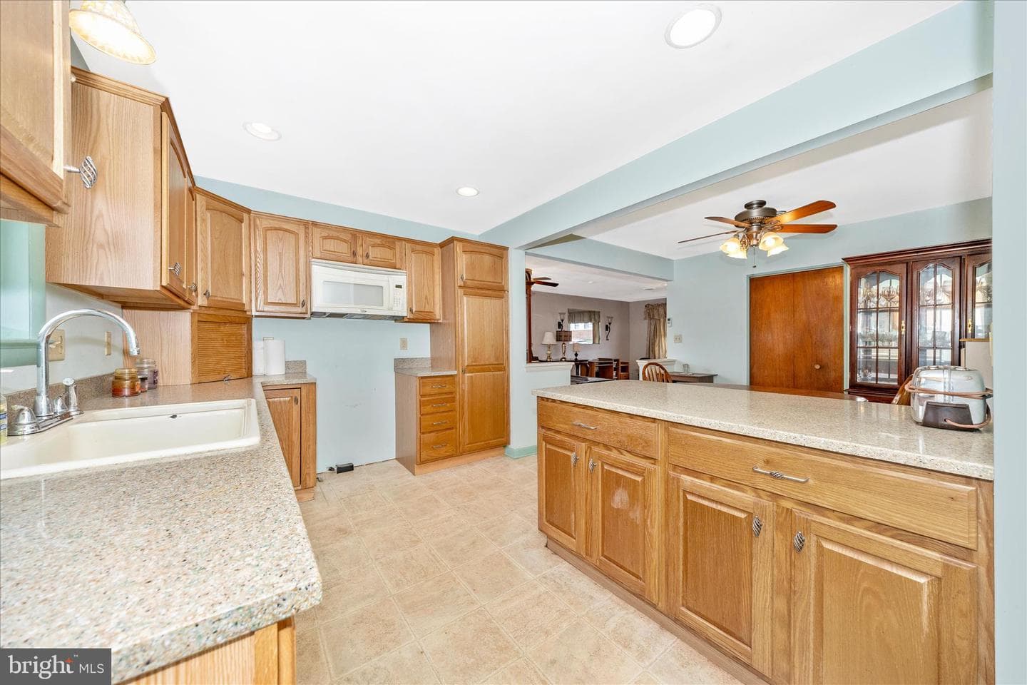411 9th Avenue photo 15