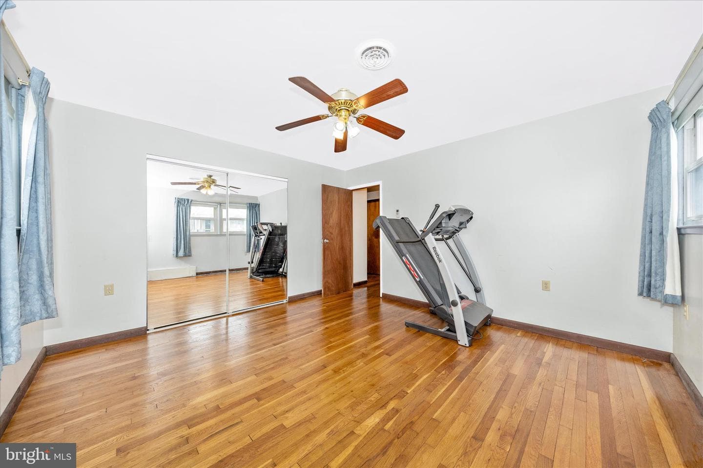 411 9th Avenue photo 29